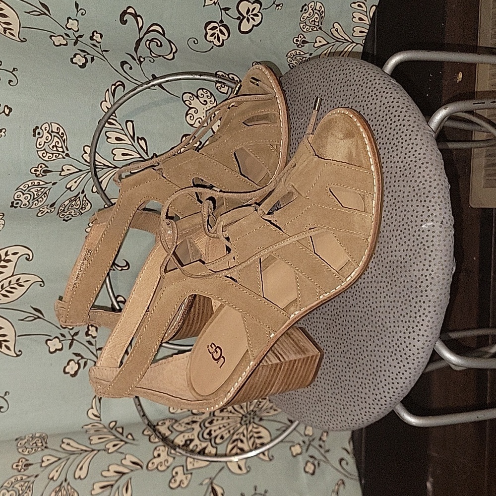 UGG Harris Chestnut Brown Suede Leather Block Heel Strappy Lace Up Sandals SZ 8